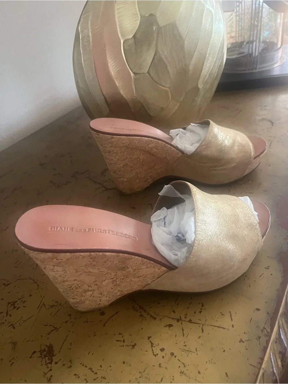 Beautiful Diane von Furstenberg Women's Gold Cork Wedge Slide Sandals Sz 6.5